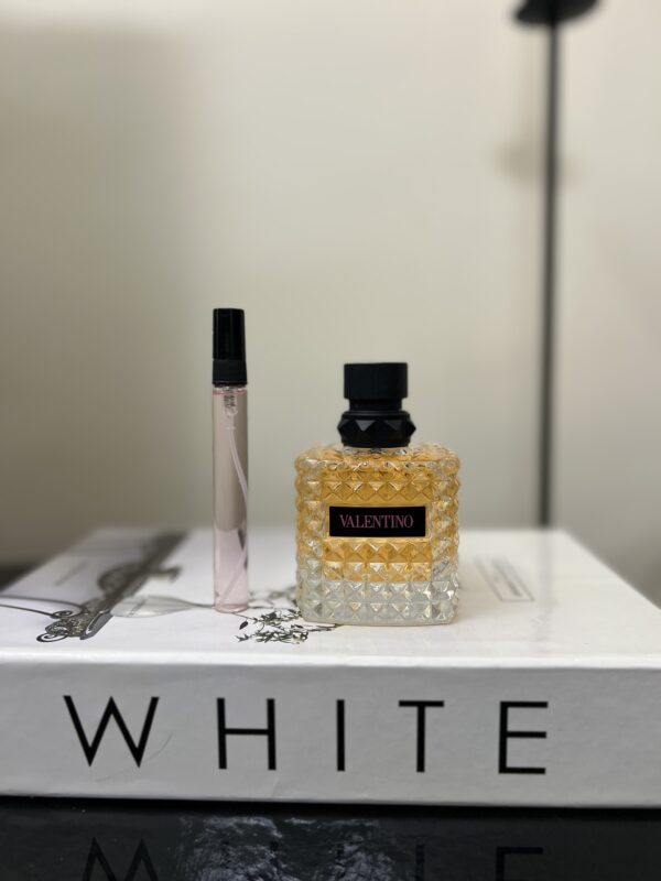دکانت ۱۰ میل ادکلن ولنتینو دونا بورن این روما کورال فنتسی