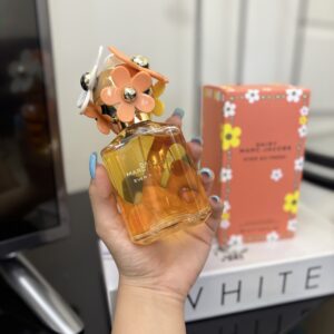 ادکلن زنانه ۷۵ میل مارک جاکوبز دیزی اور سو فرش